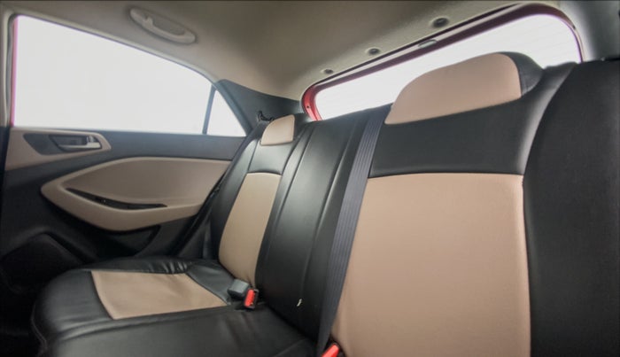 2017 Hyundai Elite i20 SPORTZ 1.2, Petrol, Manual, 16,432 km, Right Side Rear Door Cabin