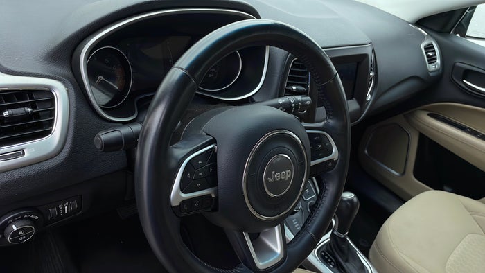 JEEP COMPASS-Steering Wheel Trim Faded