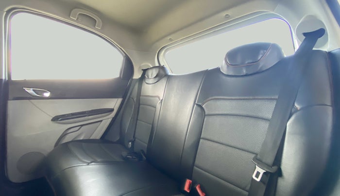 2017 Tata Tiago XZ 1.2 REVOTRON, Petrol, Manual, Right Side Rear Door Cabin
