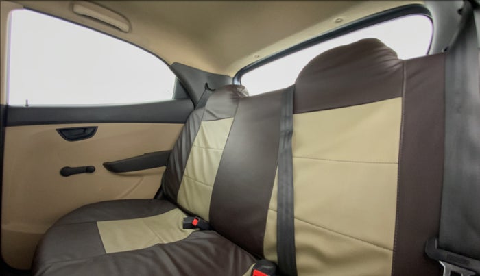 2012 Hyundai Eon MAGNA PLUS, Petrol, Manual, 42,186 km, Right Side Rear Door Cabin