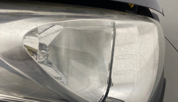 2012 Hyundai Eon MAGNA PLUS, Petrol, Manual, 42,186 km, Right headlight - Minor scratches