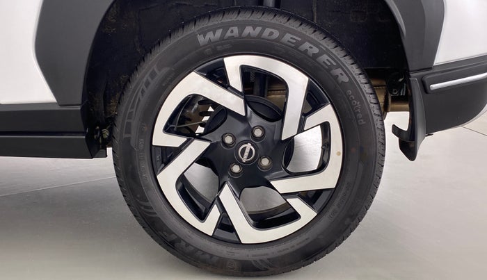 2022 Nissan MAGNITE XV CVT TURBO, Petrol, Automatic, 3,079 km, Left Rear Wheel