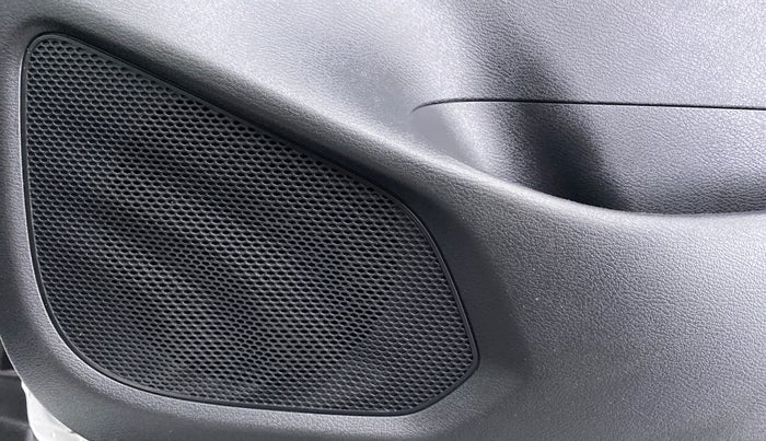 2022 Nissan MAGNITE XV CVT TURBO, Petrol, Automatic, 3,079 km, Speaker