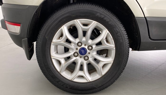 2016 Ford Ecosport 1.5 TITANIUM TI VCT, Petrol, Manual, 32,809 km, Right Rear Wheel