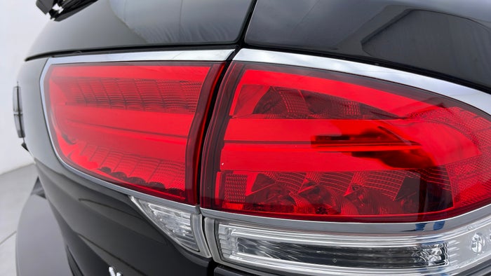 LINCOLN MKX-Tail Light RHS Fading