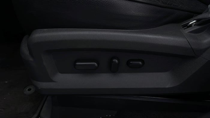 LINCOLN MKX-Driver Side Adjustment Panel