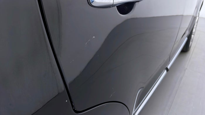 LINCOLN MKX-Door Exterior RHS Rear Scratch