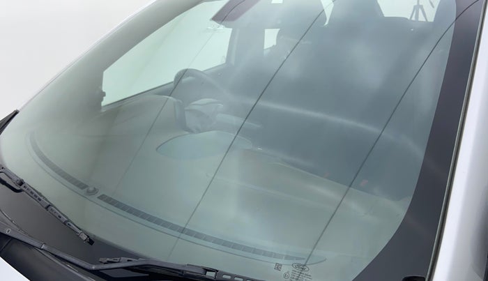 2018 Ford FREESTYLE TITANIUM PLUS 1.2 PETROL, Petrol, Manual, 46,344 km, Front windshield - Minor spot on windshield