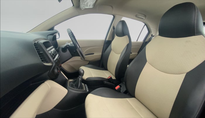 2019 Hyundai NEW SANTRO 1.1 MAGNA MT, Petrol, Manual, 39,480 km, Right Side Front Door Cabin