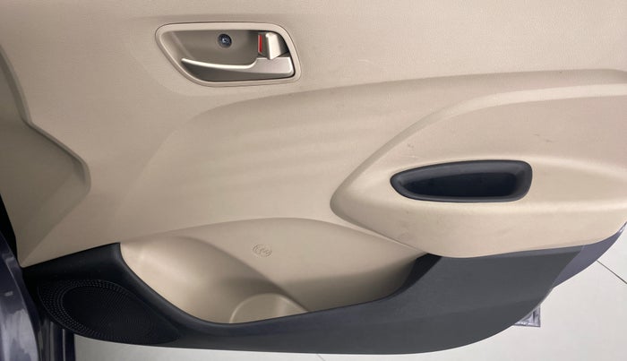 2019 Hyundai NEW SANTRO 1.1 MAGNA MT, Petrol, Manual, 39,480 km, Driver Side Door Panels Control