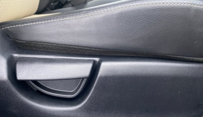 2019 Hyundai NEW SANTRO 1.1 MAGNA MT, Petrol, Manual, 39,480 km, Driver Side Adjustment Panel