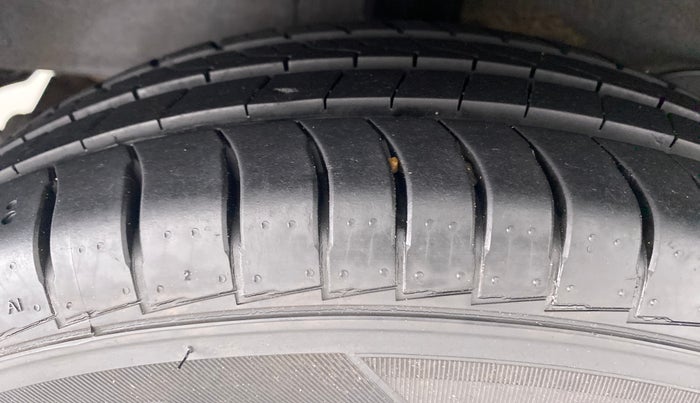 2019 Hyundai NEW SANTRO 1.1 MAGNA MT, Petrol, Manual, 39,480 km, Right Rear Tyre Tread
