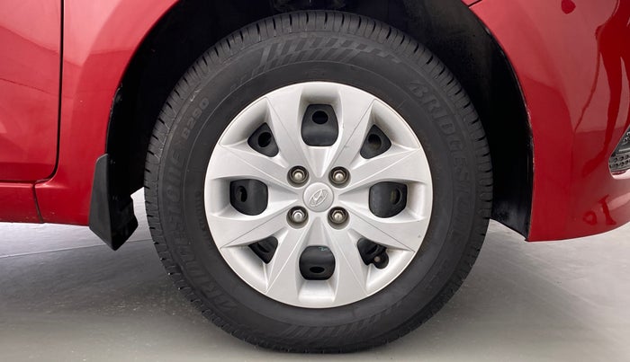 2017 Hyundai Elite i20 MAGNA 1.2, Petrol, Manual, 37,501 km, Right Front Wheel