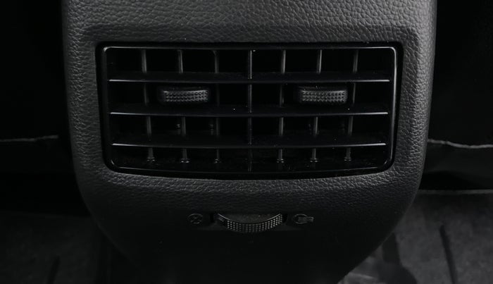 2017 Hyundai Elite i20 MAGNA 1.2, Petrol, Manual, 37,501 km, Rear AC Vents