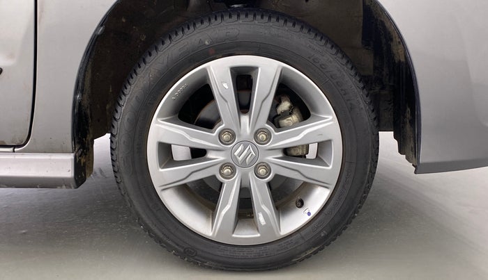 2014 Maruti Wagon R Stingray VXI, Petrol, Manual, 8,097 km, Right Front Wheel