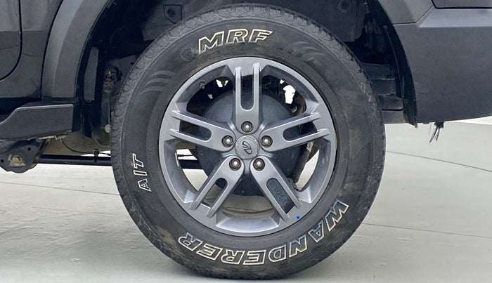 2021 Mahindra Thar LX D 4*4 MT HT, Diesel, Manual, 14,945 km, Left Rear Wheel