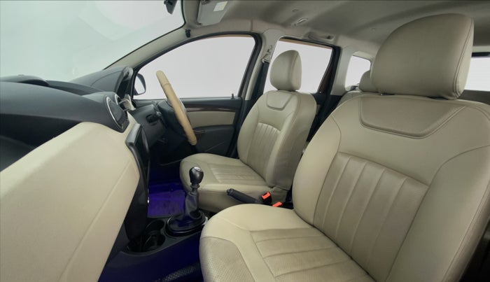 2014 Renault Duster RXZ DIESEL 110, Diesel, Manual, 74,994 km, Right Side Front Door Cabin