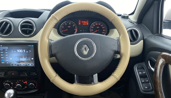 2014 Renault Duster RXZ DIESEL 110, Diesel, Manual, 74,994 km, Steering Wheel Close Up
