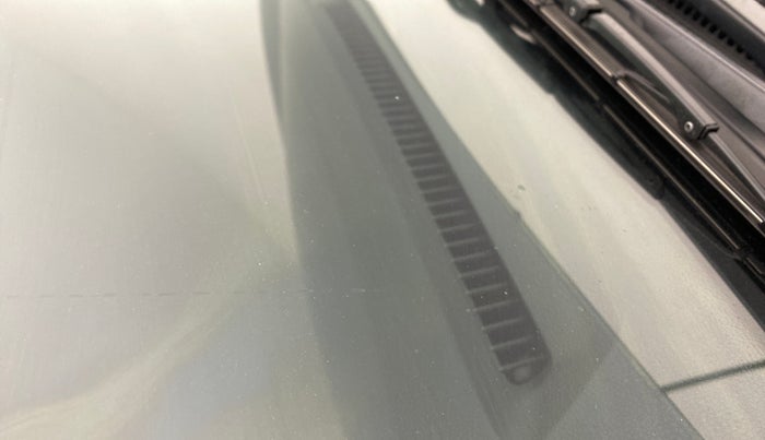 2019 Honda WR-V 1.5 i-DTEC VX MT, Diesel, Manual, 47,132 km, Front windshield - Minor spot on windshield
