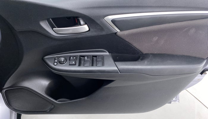 2019 Honda WR-V 1.5 i-DTEC VX MT, Diesel, Manual, 47,132 km, Driver Side Door Panels Control