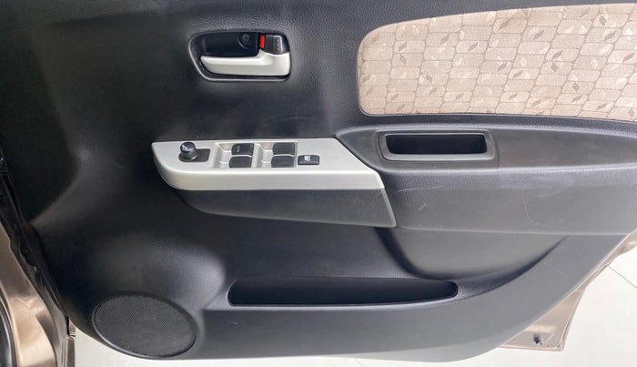 2016 Maruti Wagon R 1.0 VXI, Petrol, Manual, 12,475 km, Driver Side Door Panels Control