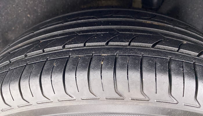 2016 Ford Ecosport 1.5TITANIUM TDCI, Diesel, Manual, 97,001 km, Left Rear Tyre Tread