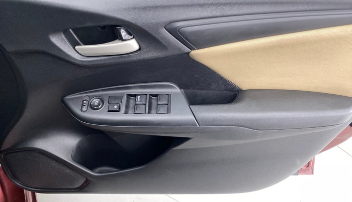 2018 Honda Jazz 1.2 SV MT, Petrol, Manual, 71,959 km, Driver Side Door Panels Control