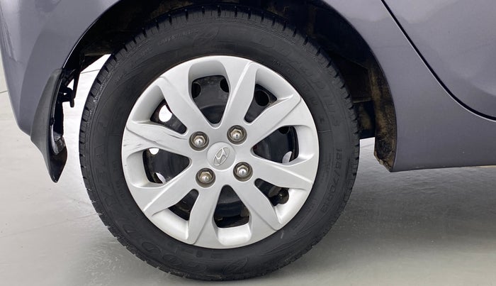 2018 Hyundai Eon MAGNA PLUS OPTIONAL, Petrol, Manual, 12,911 km, Right Rear Wheel