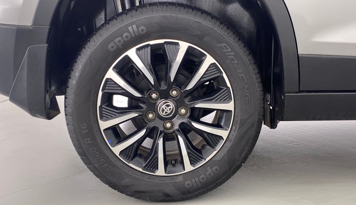 2021 Toyota URBAN CRUISER Premium AT, Petrol, Automatic, 7,095 km, Right Rear Wheel