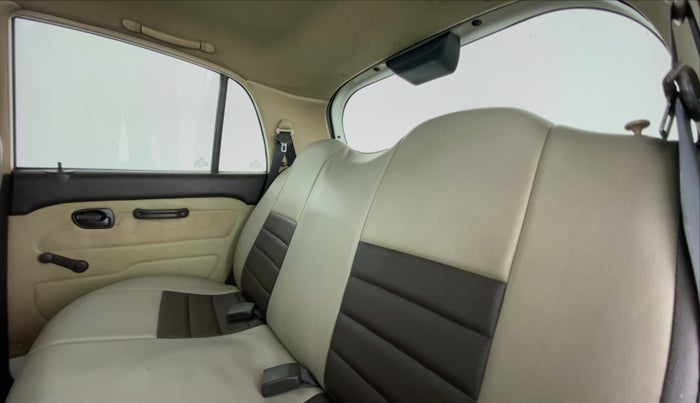 2011 Hyundai Santro Xing GL PLUS, Petrol, Manual, 61,511 km, Right Side Rear Door Cabin