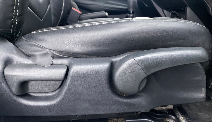2021 Honda WR-V 1.2 i-VTEC VX MT, Petrol, Manual, 23,861 km, Driver Side Adjustment Panel