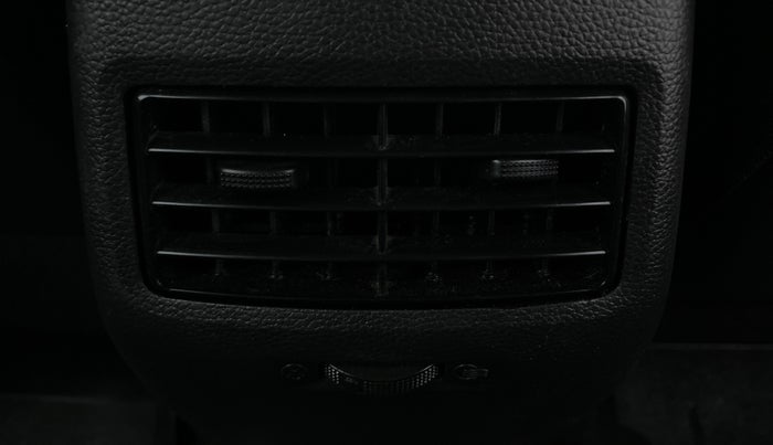 2017 Hyundai Elite i20 SPORTZ 1.2, Petrol, Manual, 51,521 km, Rear AC Vents