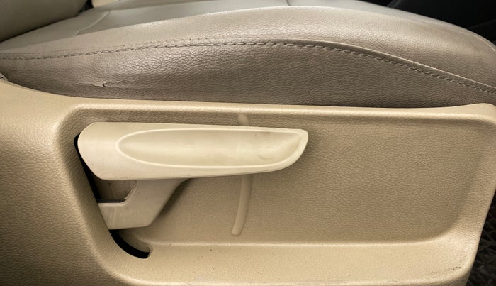 2015 Volkswagen Polo HIGHLINE1.2L PETROL, Petrol, Manual, 56,871 km, Driver Side Adjustment Panel