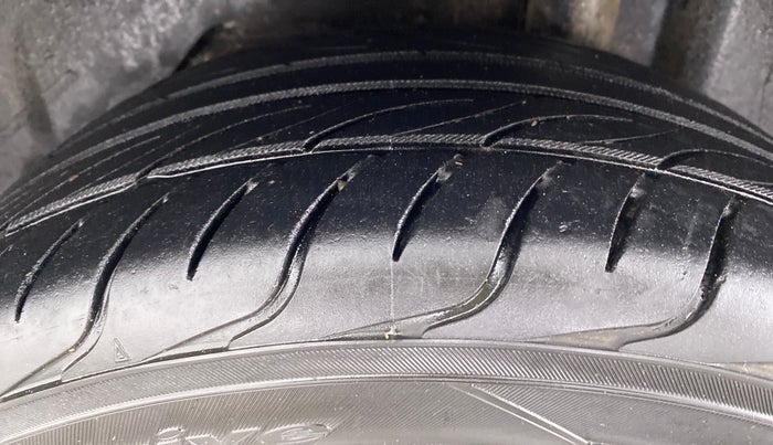 2019 Ford Figo Aspire 1.2 TITANIUM+ PETROL, Petrol, Manual, 54,907 km, Left Rear Tyre Tread