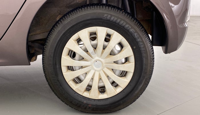 2018 Tata Tiago XE 1.2 REVOTRON, Petrol, Manual, 31,207 km, Left Rear Wheel