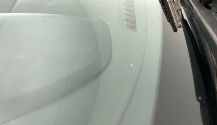 2018 Tata Tiago XE 1.2 REVOTRON, Petrol, Manual, 31,207 km, Front windshield - Minor spot on windshield