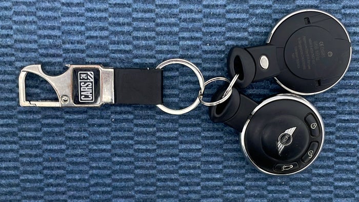 MINI COOPER-Key Close-up