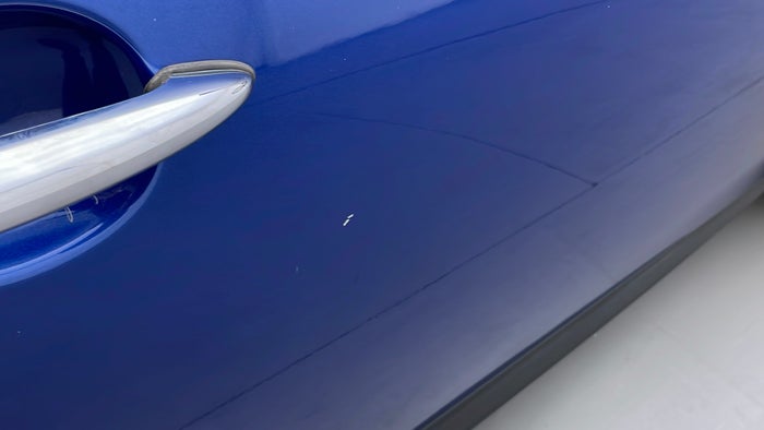 MINI COOPER-Door Exterior RHS Front Scratch