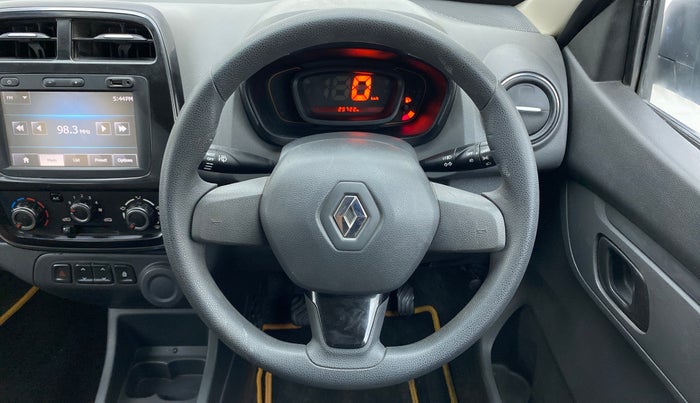 2016 Renault Kwid 1.0 RXT, Petrol, Manual, 29,722 km, Steering Wheel Close Up