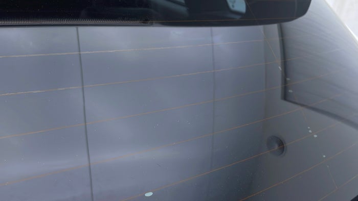 FORD FOCUS-Windshield Rear Air Bubbles