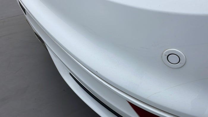 FORD FOCUS-Bumper Rear Scratch