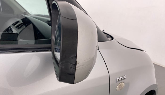 2010 Maruti Swift Dzire VDI, Diesel, Manual, 90,219 km, Right rear-view mirror - Cover has minor damage