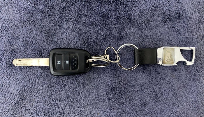 2019 Honda Amaze 1.2 SMT I VTEC, Petrol, Manual, 32,556 km, Key Close Up