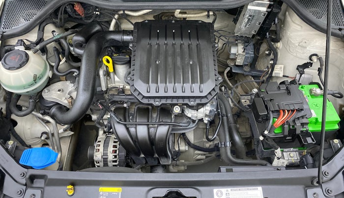2018 Volkswagen Ameo COMFORTLINE 1.0, Petrol, Manual, 28,430 km, Open Bonet