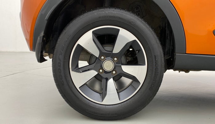 2019 Tata NEXON XZA+ 1.5, Diesel, Automatic, 50,142 km, Right Rear Wheel