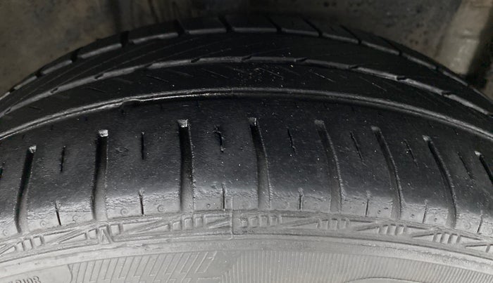 2018 Toyota YARIS J MT, Petrol, Manual, 49,147 km, Right Front Tyre Tread