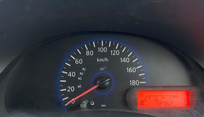 2017 Datsun Go T, Petrol, Manual, 72,762 km, Odometer Image