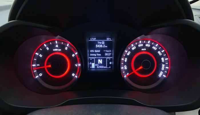 2019 Mahindra XUV300 1.2 W8 OPT, Petrol, Manual, 63,005 km, Odometer Image