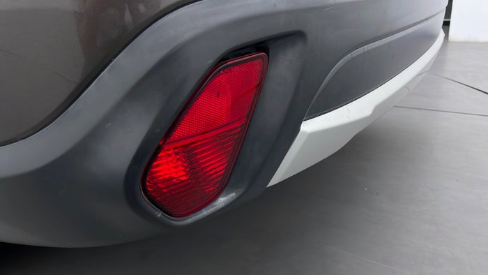 MITSUBISHI OUTLANDER-Bumper Rear Faded