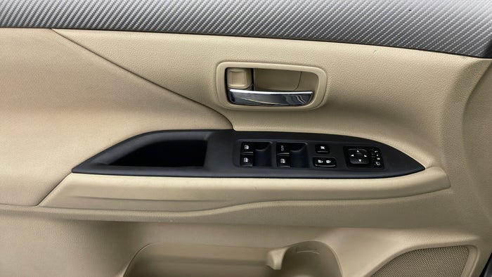 MITSUBISHI OUTLANDER-Driver Side Door Panels Controls